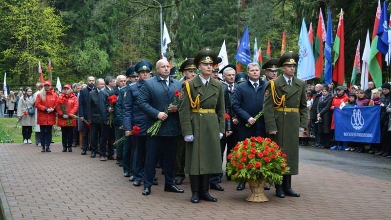 Спасатели приняли участие в мероприятиях, посвященных Дню памяти о чернобыльской катастрофе