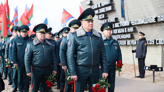 Вадим Синявский принял участие в памятных мероприятиях в день Хатынской трагедии 