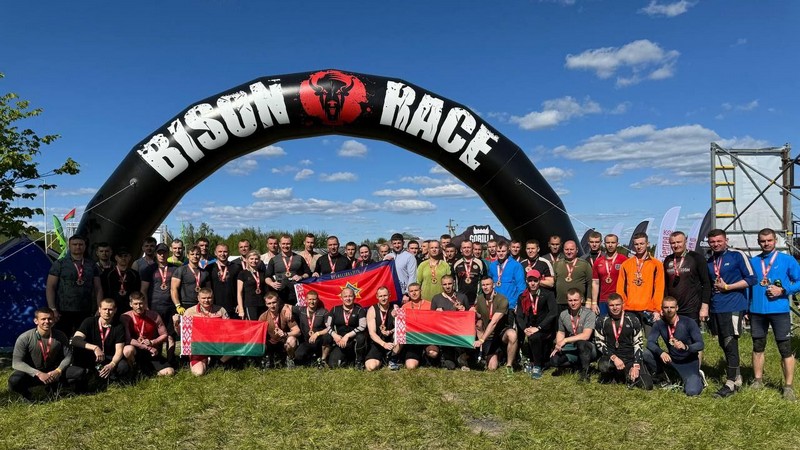 Спасатели приняли участие в гонке с препятствиями «BISON RACE»