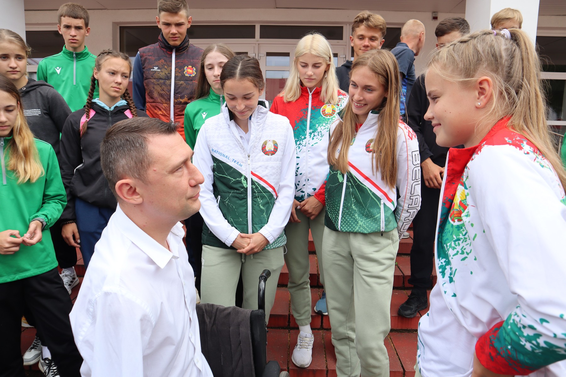 Алексей Талай встретился со сборными Беларуси по пожарно-спасательному спорту среди юношей и девушек