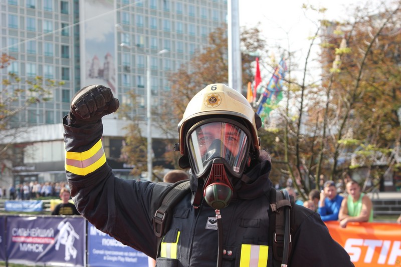 Команда столичных спасателей одержала победу в международных соревнованиях "Сильнейший пожарный-спасатель" 