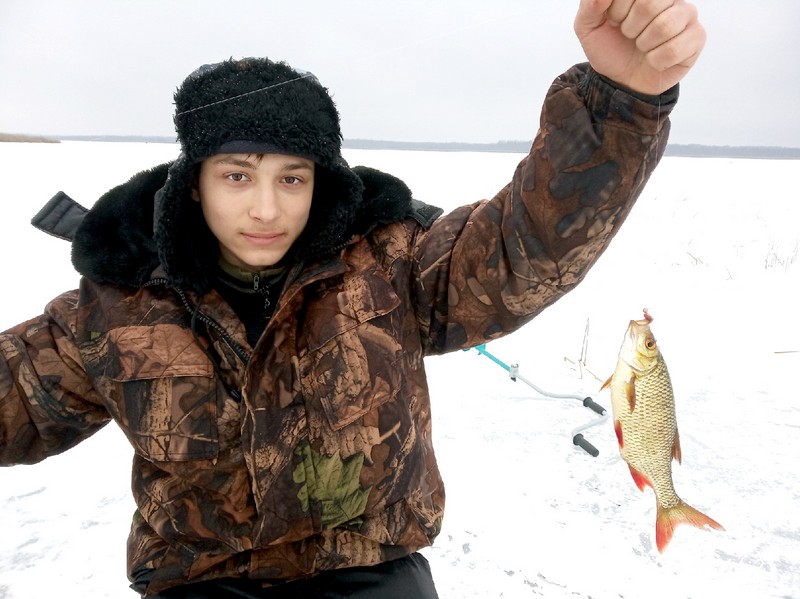 История 1 ЧС: как школьник спас рыбака из ледяной западни
