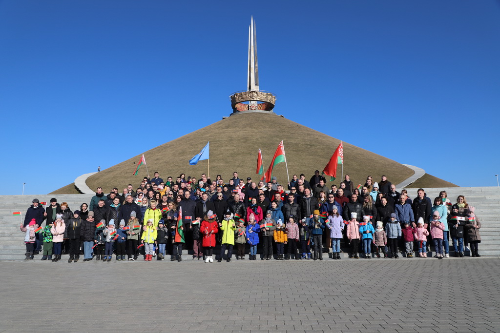 Спасатели Минской области провели автопробег, посвященный Году исторической памяти 