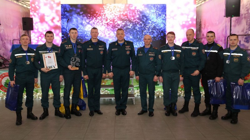 Победителем соревнований по многоборью спасателей стала команда Гродненской области (добавлено видео)