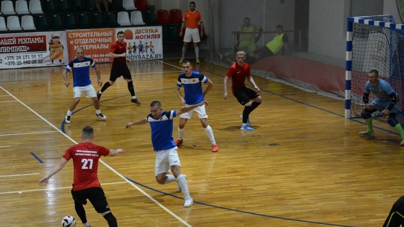 В Могилеве продолжаются республиканские соревнования по мини-футболу