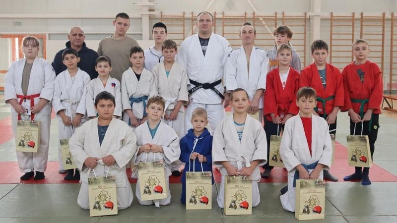 Андрей Казусёнок провел мастер-класс для юных спортсменов из Любани