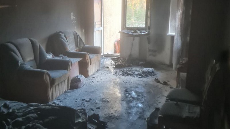 Пожар на базе отдыха ликвидировали спасатели в Брестском районе 