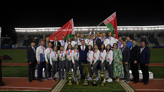 Александр Лукашенко поздравил команды МЧС по пожарно-спасательному спорту с победой на чемпионатах мира