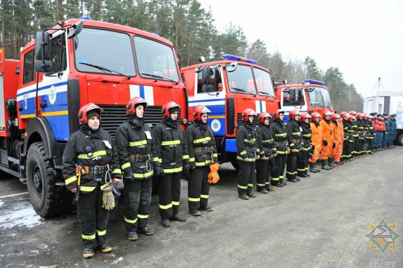 Введение повышенной готовности при чс. МЧС И пожарные в Беларуси. РСЧС МЧС. Белорусские пожарники. Режим повышенной готовности МЧС.