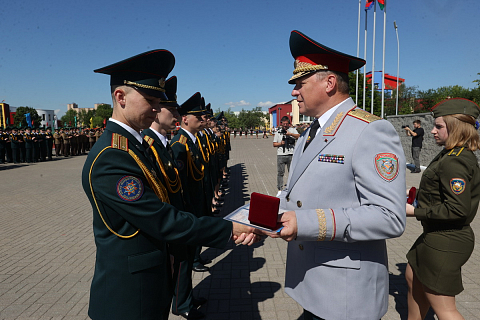 Vadim Sinyavsky Attended the Graduation Ceremony of the Specialists of the University of Civil Protection of the MES 