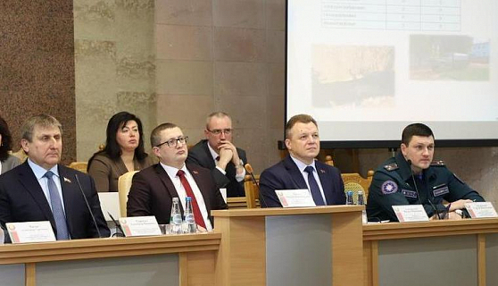 Министр по чрезвычайным ситуациям Вадим Синявский посетил Дзержинский район 